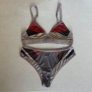 XiRENA Bra and Underwear Set